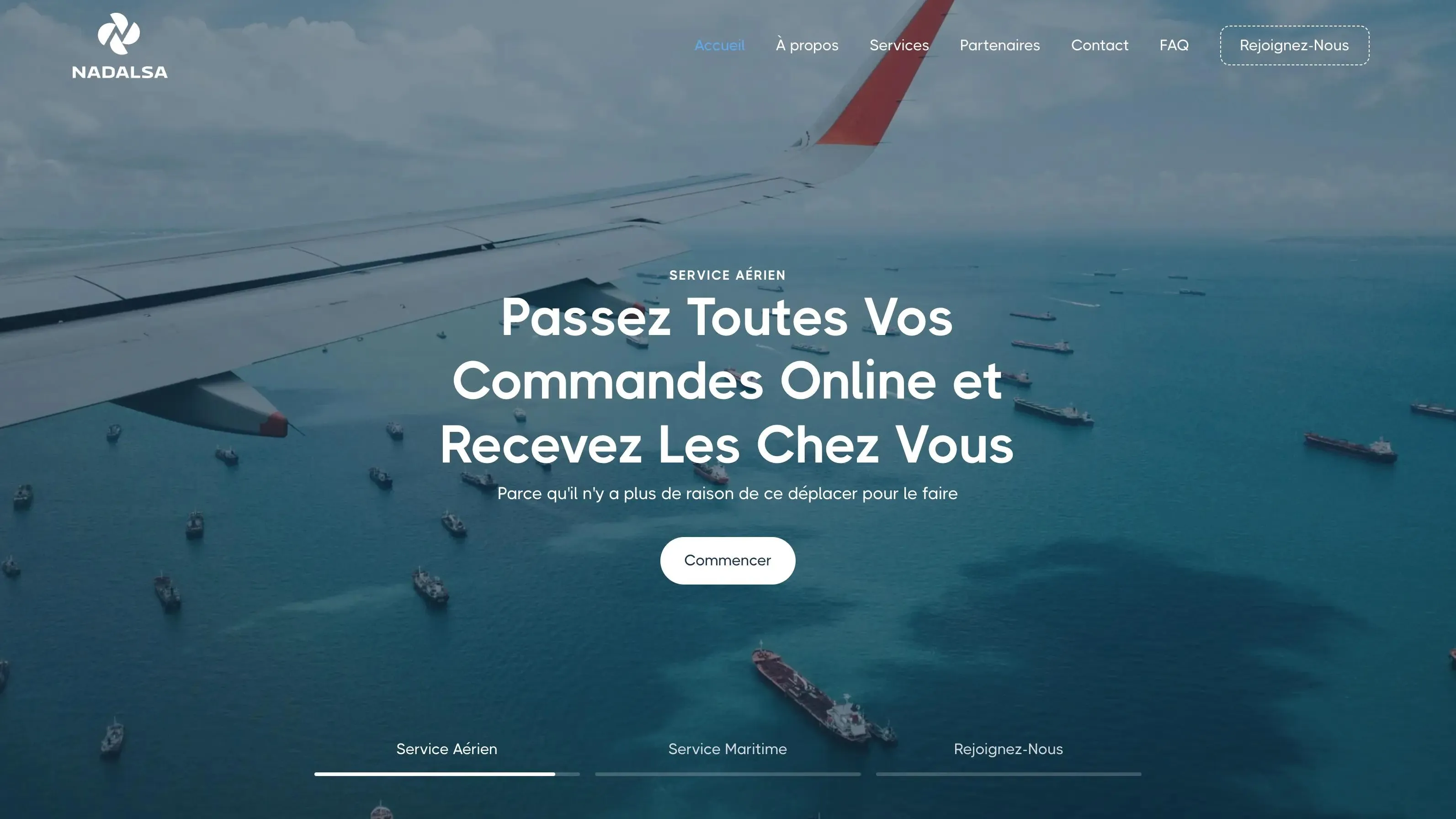 Nadalsa homepage: "Passez Toutes Vos Commandes Online et Recevez Les Chez Vous" set over an aerial photograph of cargo ships, with Service Aérien, Service Maritime and Rejoignez-Nous tabs beneath